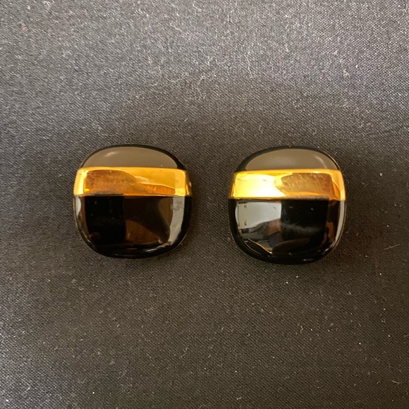 VGT Monet Gold-tone Black Stripe Enamel Rounded Square Pierced Earrings - Picture 1 of 5